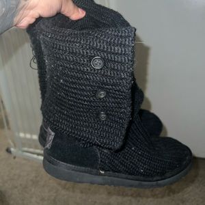 Knitted ugg boots